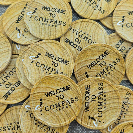 Fichas personalizadas con patrón de madera Ø29 mm - 100 unidades